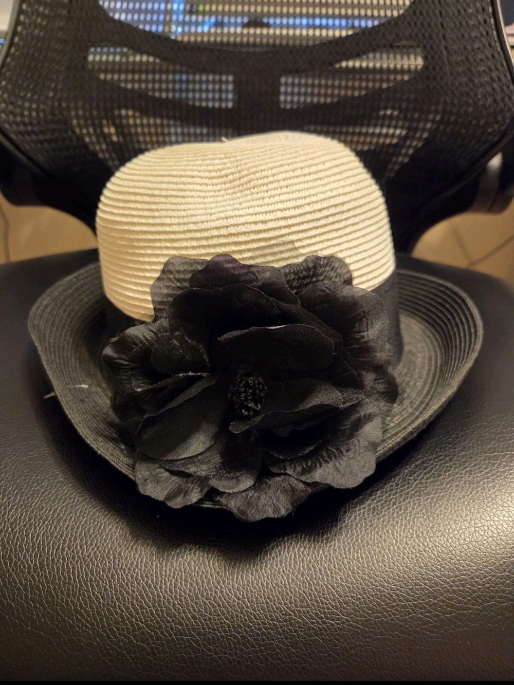 Nine West Cream and Black Sun Hat with Large Black Flower